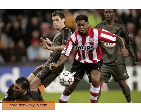 新一代足球天才崭露头角，年轻球员表现亮眼，成为新赛季最大的亮点之一