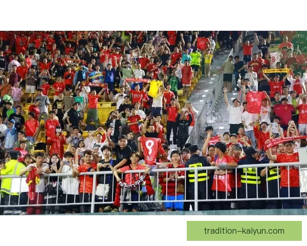 中超明星球队表现稳健，持续吸引球迷和赞助商关注