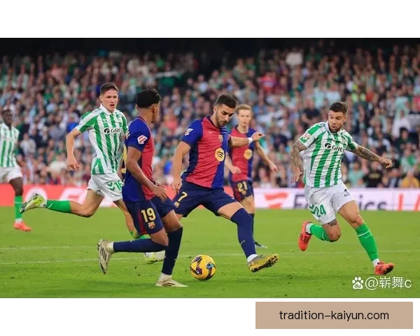 西甲巴萨迎来淘汰赛阶段，状态回暖值得关注