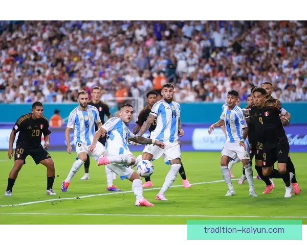 劳塔罗状态回暖，近期表现稳健助力阿根廷国家队。界杯挑战